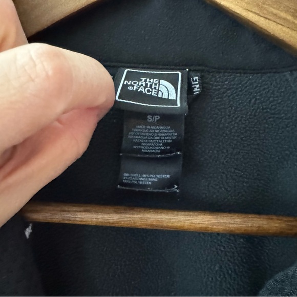 The North Face women’s Jacket size S - Picture 3 of 6